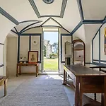 Castle In A Private Camargue Estate بيت للعطل