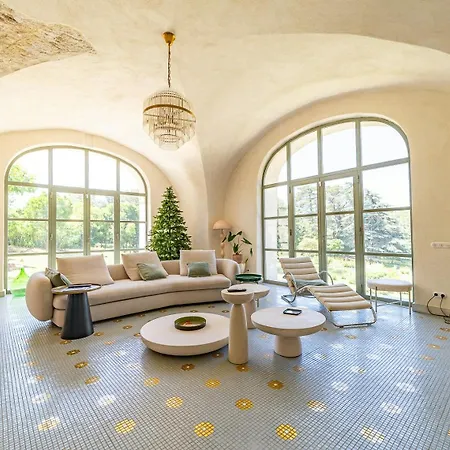 Castle In A Private Camargue Estate *