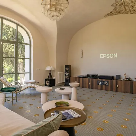 Castle In A Private Camargue Estate *