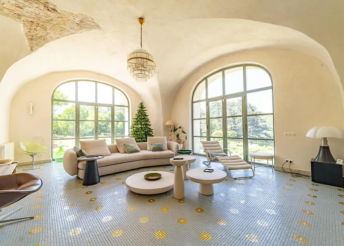 Castle In A Private Camargue Estate *