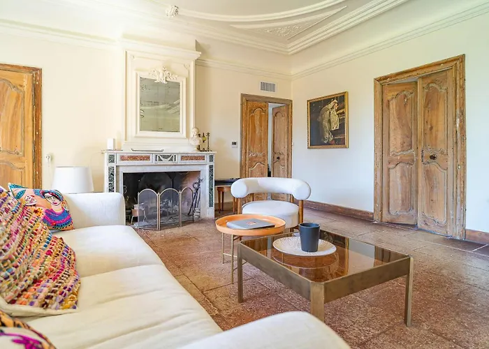 Ferienhaus Castle In A Private Camargue Estate