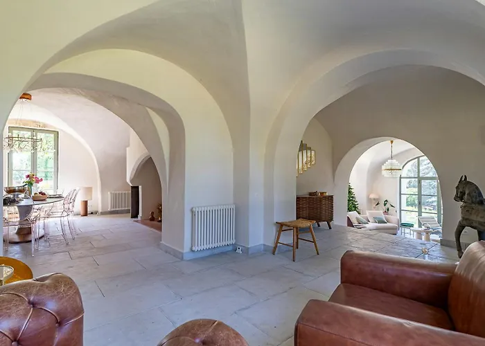 Ferienhaus Castle In A Private Camargue Estate